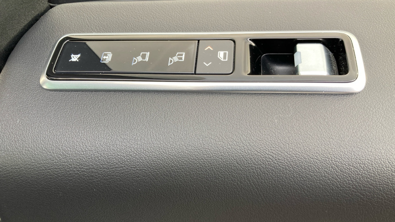 Land Rover Range Rover 3.0 SDV6 Vogue 4dr Auto Diesel Estate